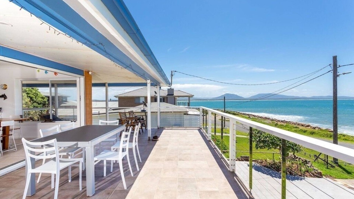 Taree House | "Frolic" at Crowdy Head