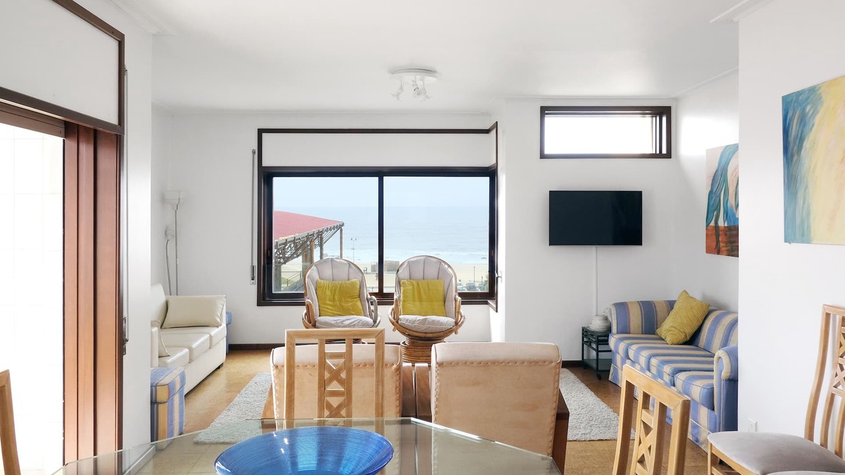Povoa De Varzim Apartment | Front Beach Apartment