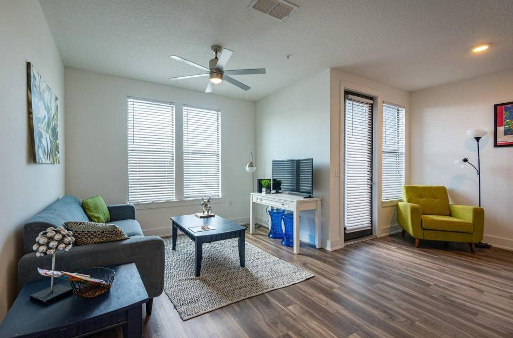 North Hyde Park Apartment | Frontdesk NoHo Flats at North Hyde Park Apts Tampa