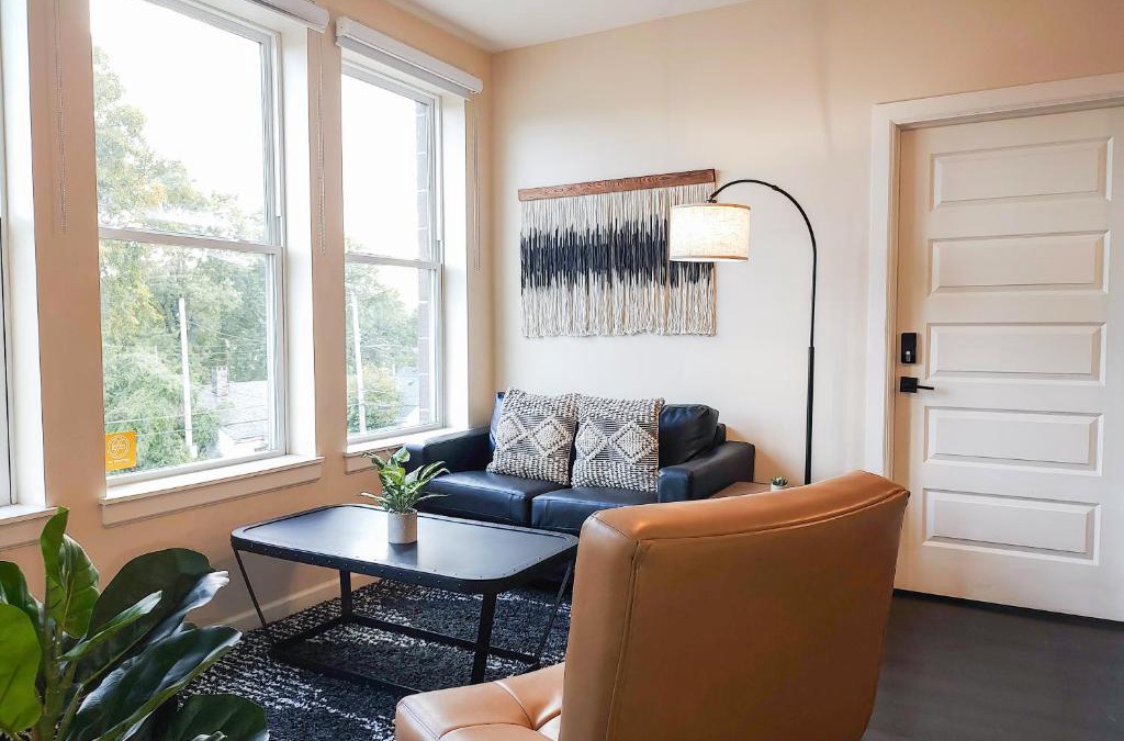 Louisville Apartment | FRONTDESK The Marshall Campus Apts Louisville