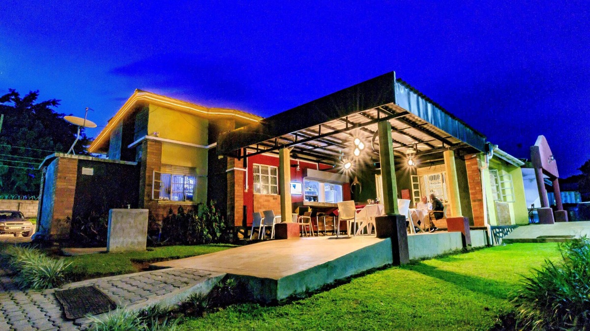 Entebbe Hotel | Frontiers Hotel Entebbe