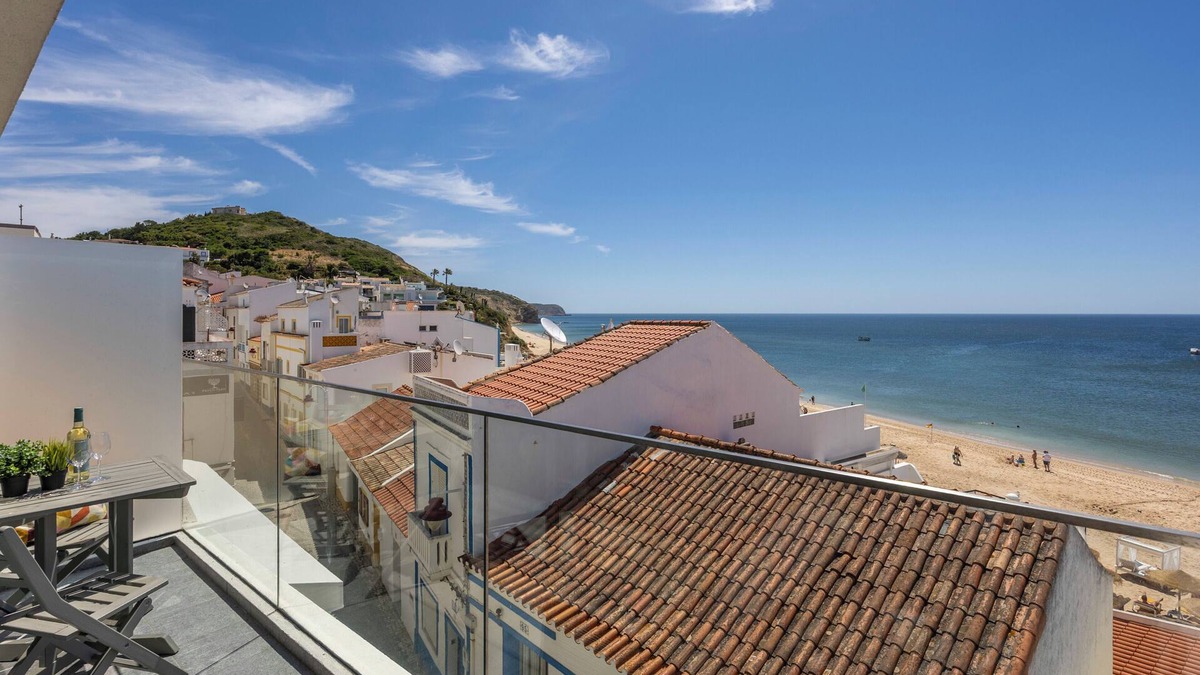 Salema Apartment | Frontline Seaview Apartment