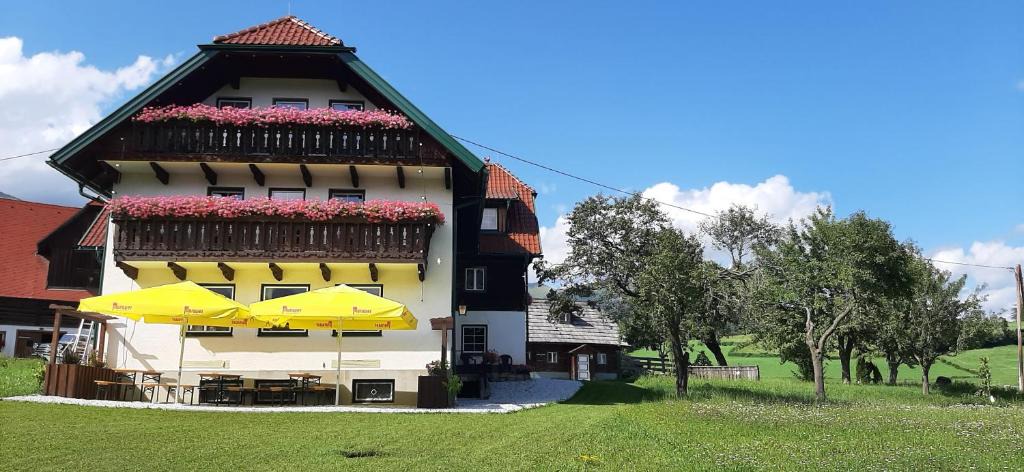 Sankt Peter am Kammersberg Bed & Breakfast | Fruhstuckspension Bischof i d Wiesen