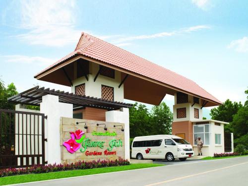 San Sai Resort | Fueng Fah Riverside Gardens Resort