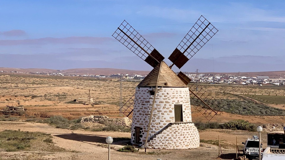 Antigua Apartment | Fuerteventura beautiful apartment view Mill and mountains.Wi-Fi, relax nature