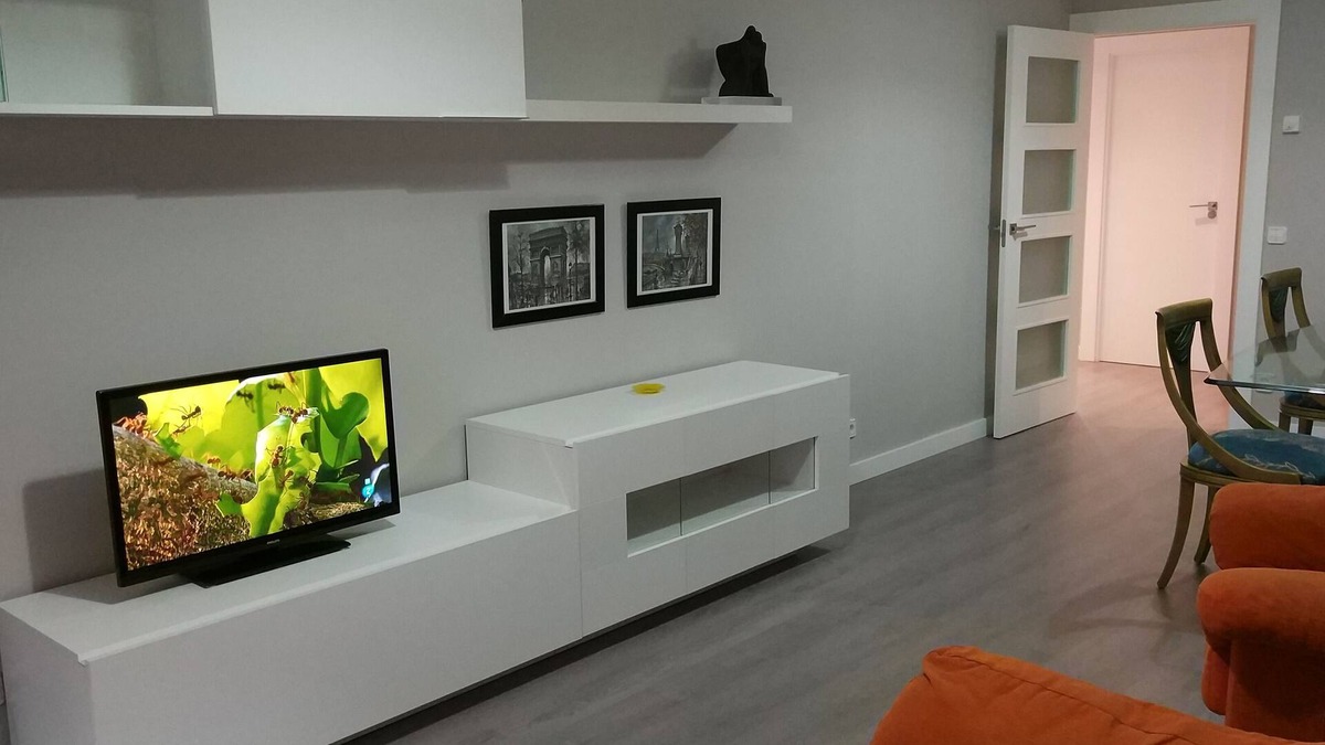Logrono City Centre Apartment | FULL CENTER REFURBISHED 6 SEATS WIFI. 3 MINUTES FROM LAUREL STREET WALKING