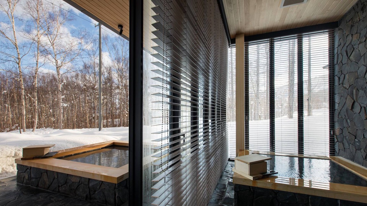 Kutchan House | Full Concierge Hanaridge Luxury 5Bdrm Onsen Residence