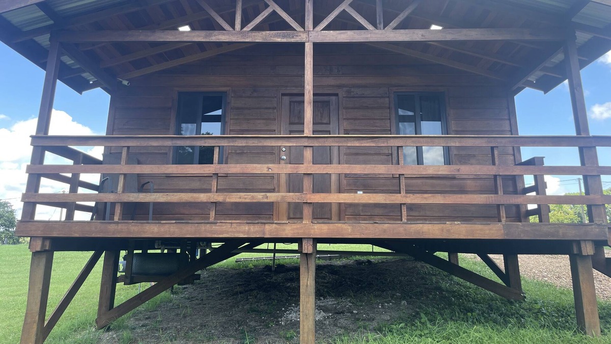 Spanish Lookout Cabin | Full Cozy Cabin