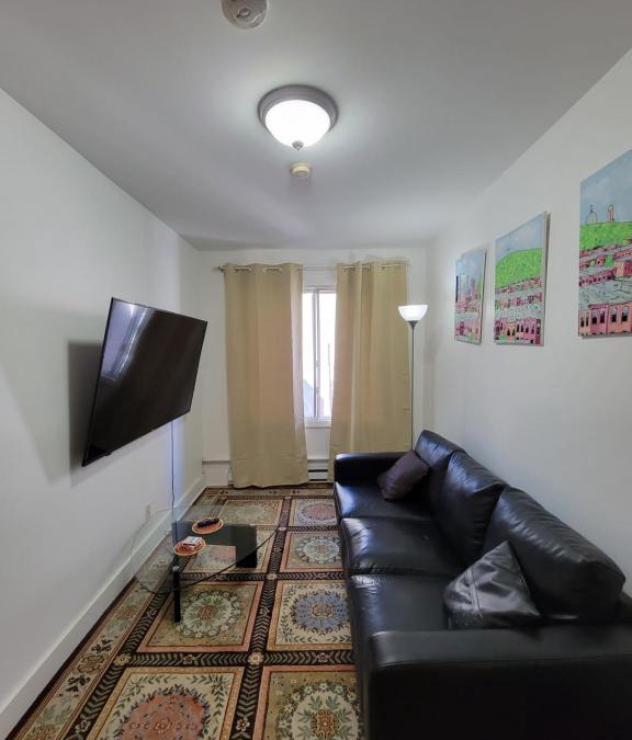 Plateau Mont Royal Apartment | Full kitchen - Fast Wifi - Bar and Restaurants Hotel #4