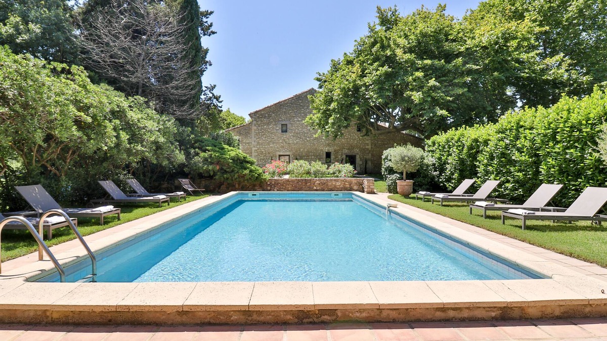 Avignon Other | Full of character, standing, SWIMMING POOL, large GARDEN, QUIET CHARM & BEAUTY