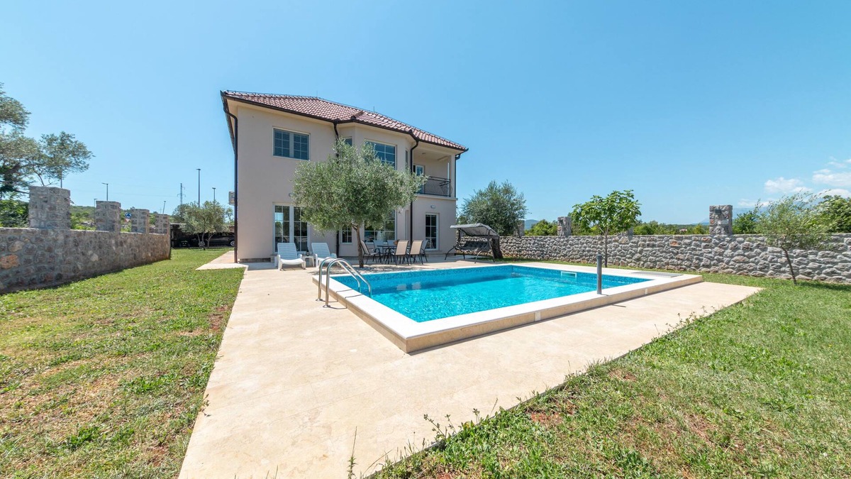 Tivat Villa | Full Privacy 3BD Villa w/Outdoor Pool and Garden