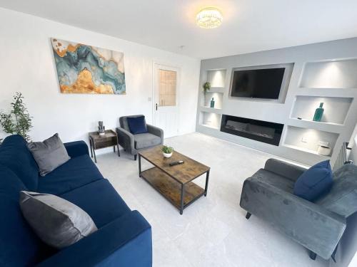 Thornaby On Tees House | Fullerton House by Blue Skies Stays