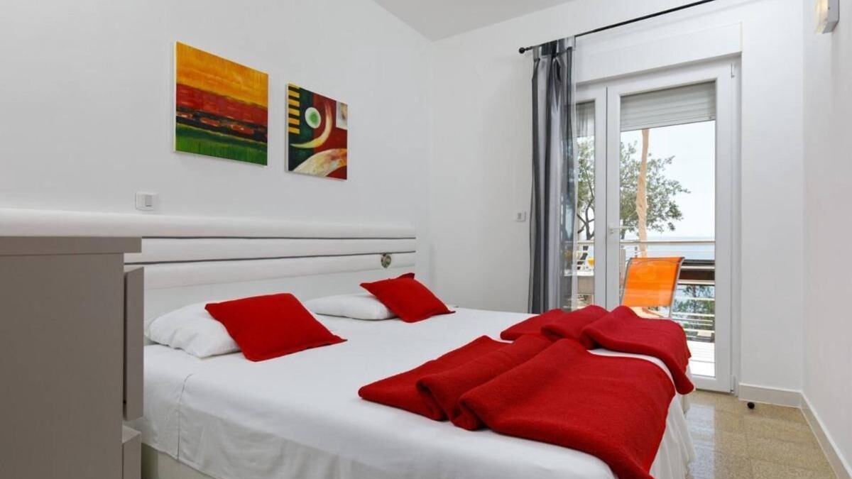 Stobrec Apartment | Fully equiped Beach Apartments with its own balcony