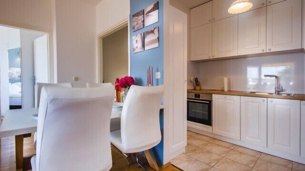 Gorinka Apartment | Fully equiped one bedroom apartment for two, wifi, dishwasher, washing machine.