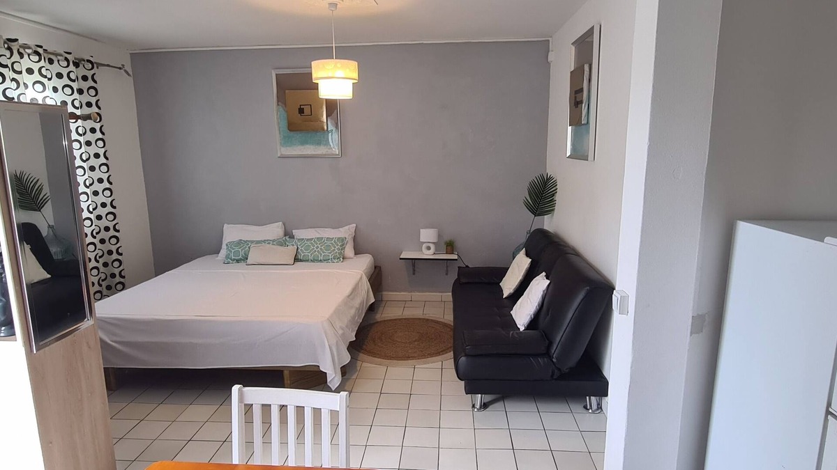 Les Abymes Apartment | Fully equipped - 5 minutes from the airport (Shuttle possible)