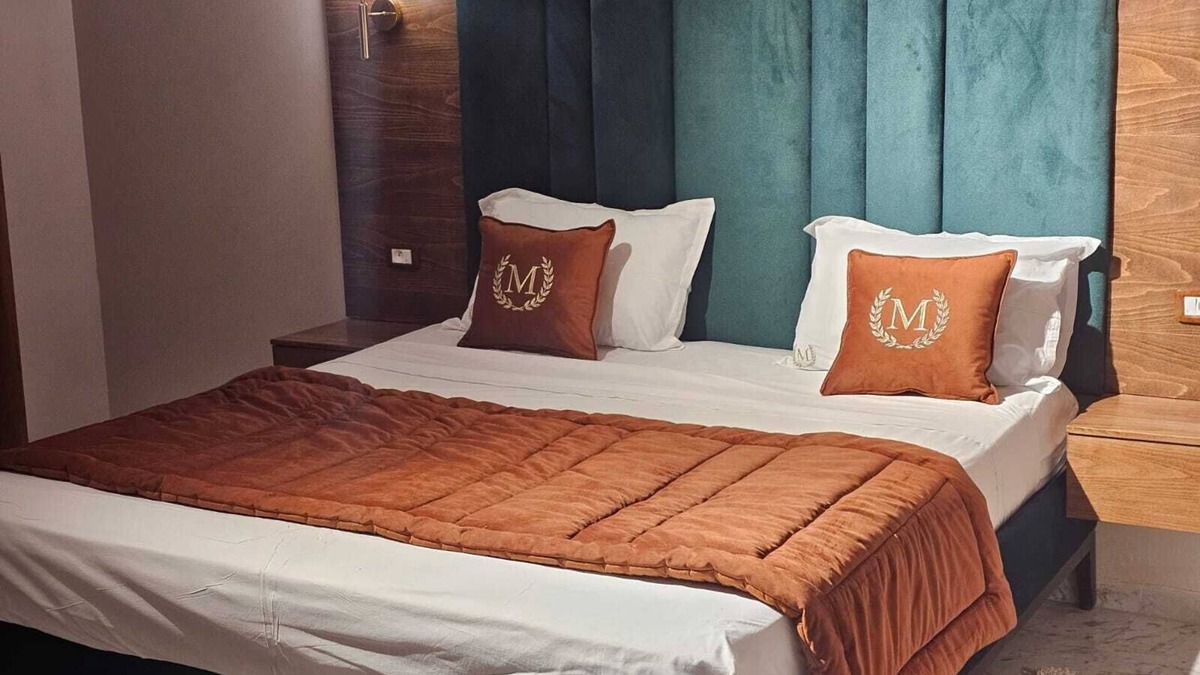 Les Berges du Lac Apartment | Fully-equipped apartment hotel with 24-hour reception & service
