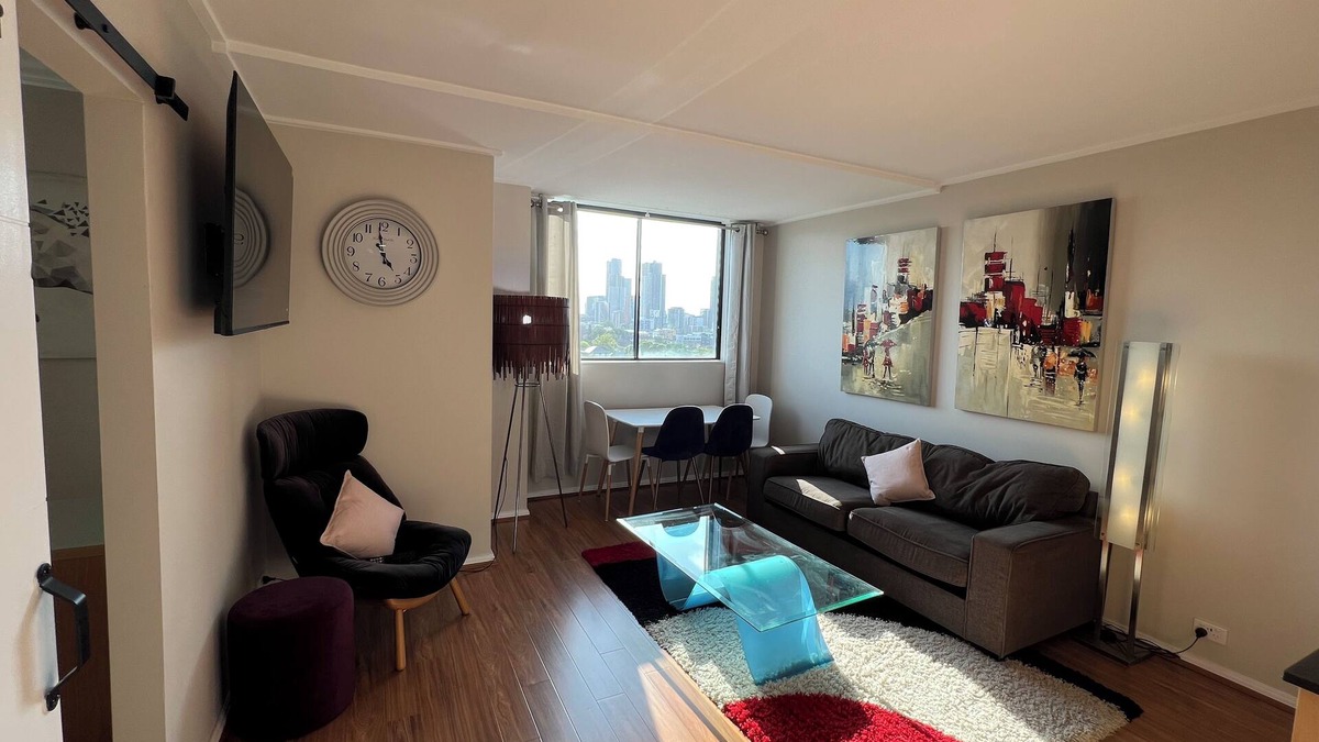 Rosehill Apartment | Fully Furnished 2 Bed 2 Bath Luxury Apartment - just renovated ⭐️⭐️⭐️⭐️