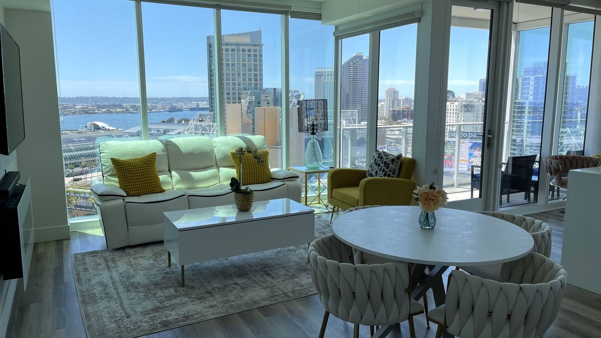 East Village House | Fully furnished high-rise with the most breathtaking views of San Diego & Petco