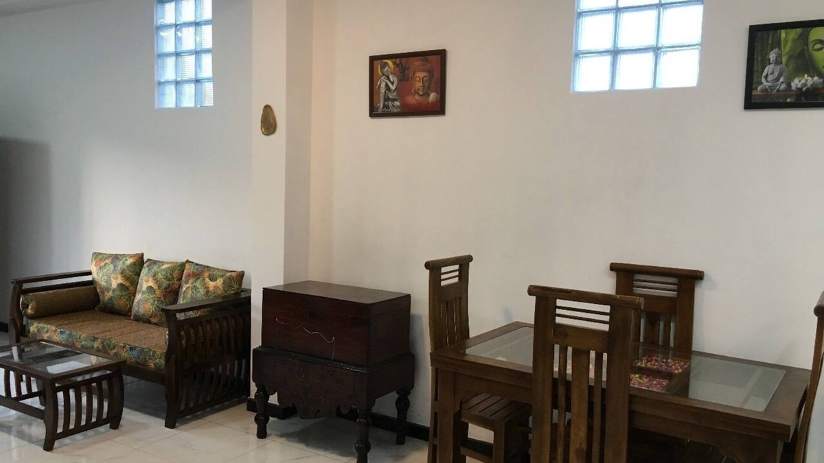 Colombo House | Fully Furnished House for Short Term Rent In Colombo 13