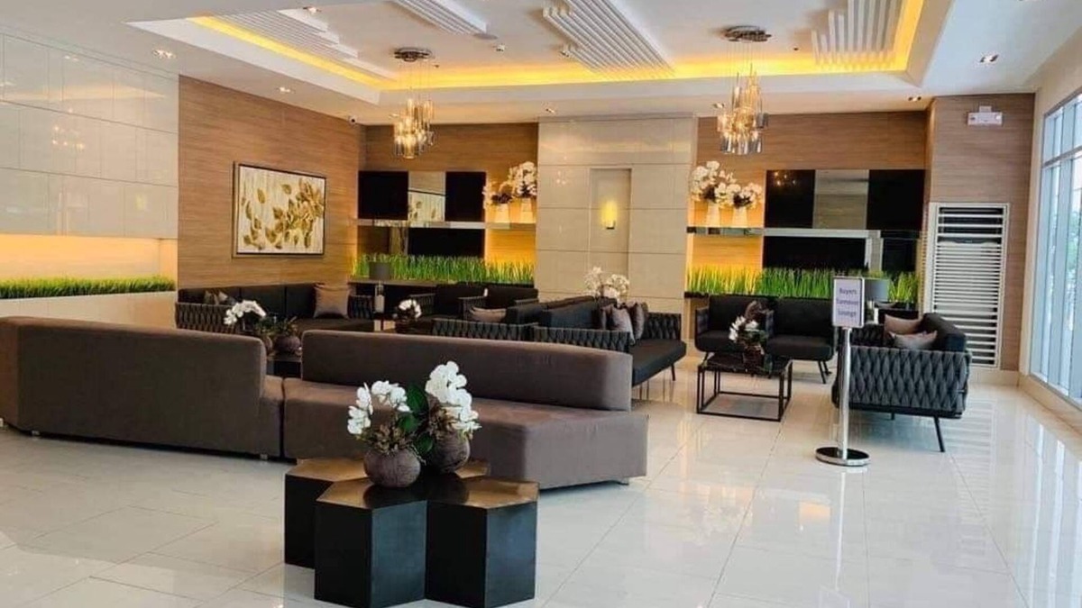 Santo Cristo Condo | Fully Interior Studio Type Condominium with Olympic pool