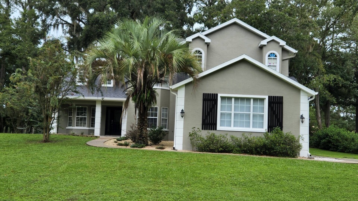 Fellowship House | Fully renovated, 4-bedroom 3.5 bath - 3 minutes to WEC in peaceful neighborhood