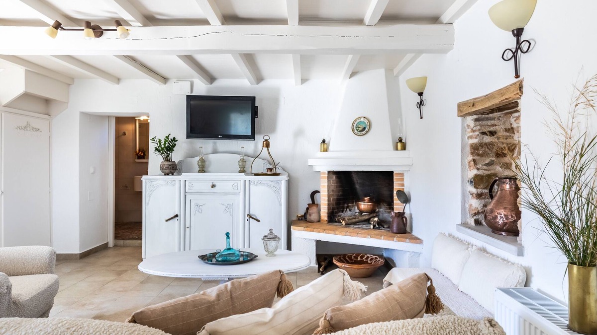 Skopelos Villa | Fully renovated house of Skopelos’ style into nature! .