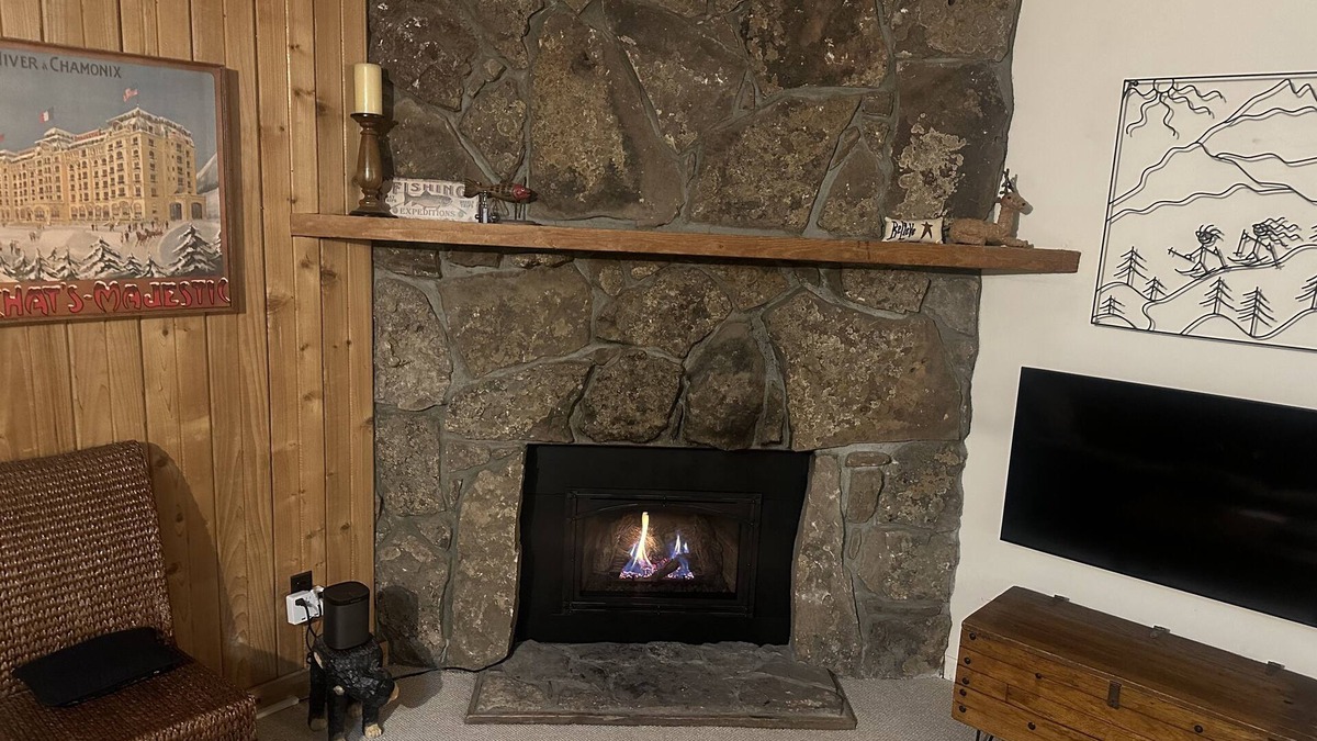 Dillon Condo | Fully renovated, great lake and mountain views in heart of Colorado ski country