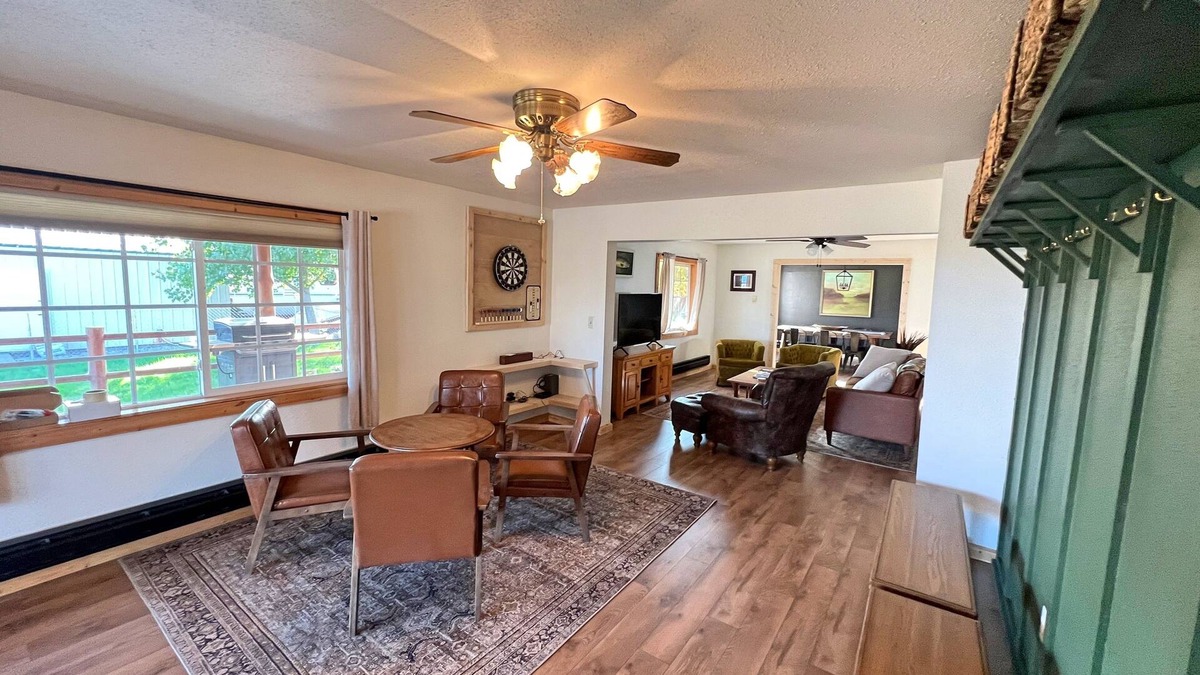 Fort Smith House | Fully Renovated Historic Home - One mile to the Bighorn River Fort Smith, MT