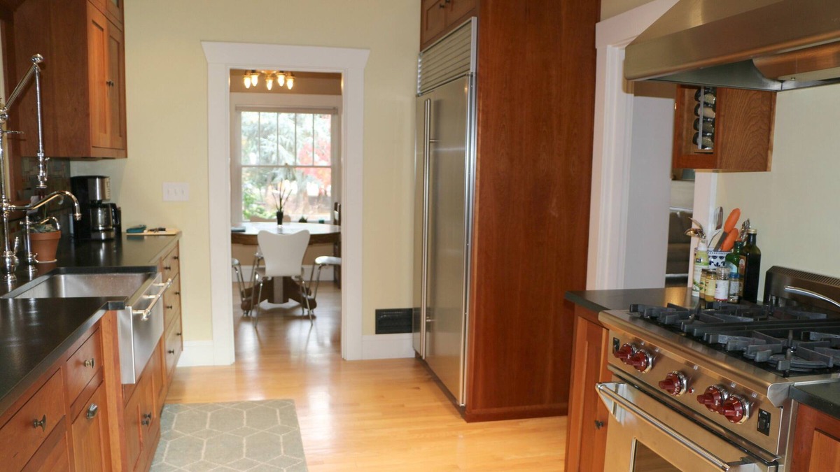 Johns Landing House | Fulton Bungalow - In the Heart of John's Landing
