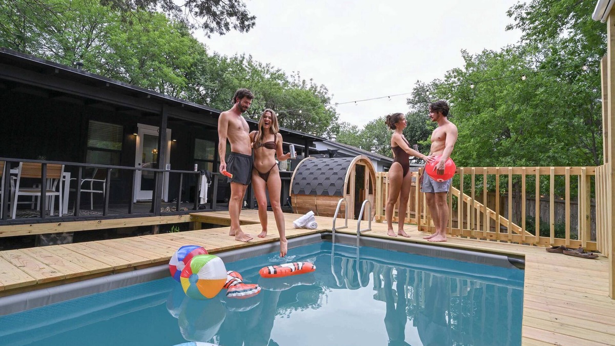 Beacon Ridge House | Fun 4BR Near Downtown+Pool+Sauna & more!