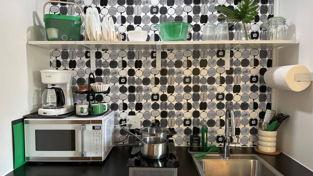 Bay City Apartment | Fun & Functional Studio Apt