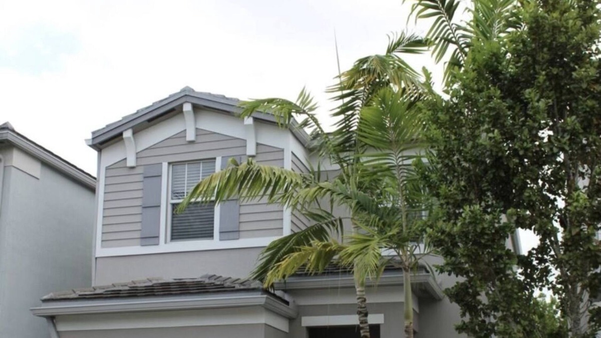 Tamarac House | Fun in the Sun Villa
