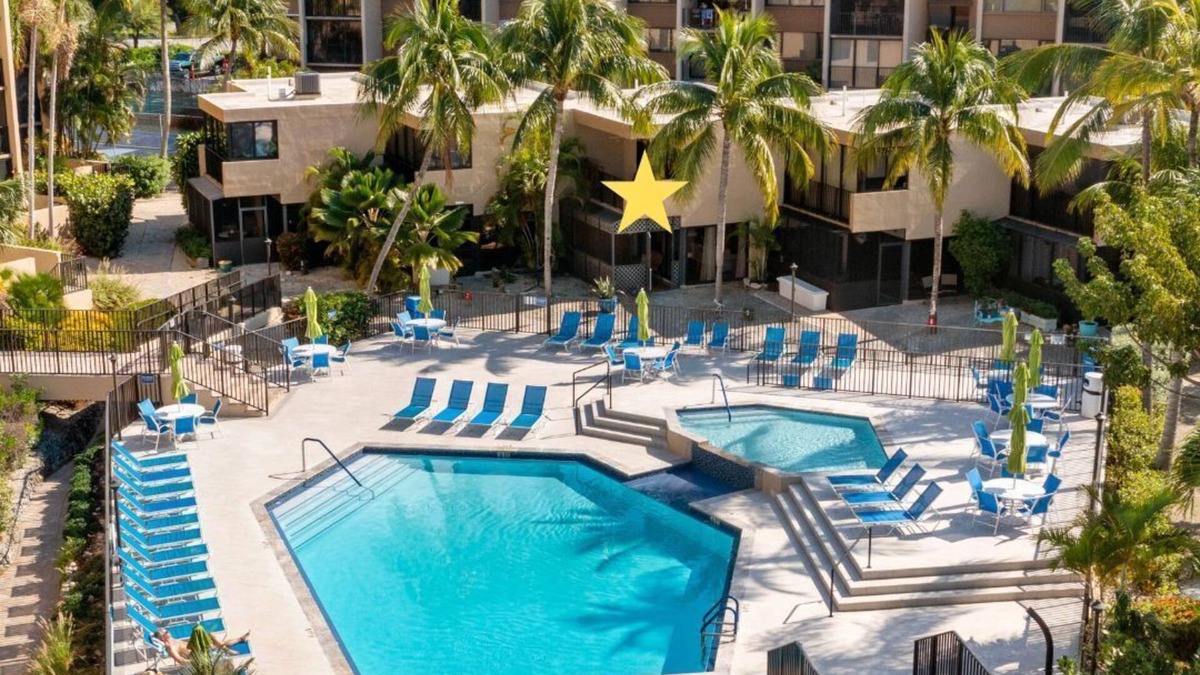 Key Largo House | Fun the Keys! Pool, Marina, Clubhouse, Fishing & more!