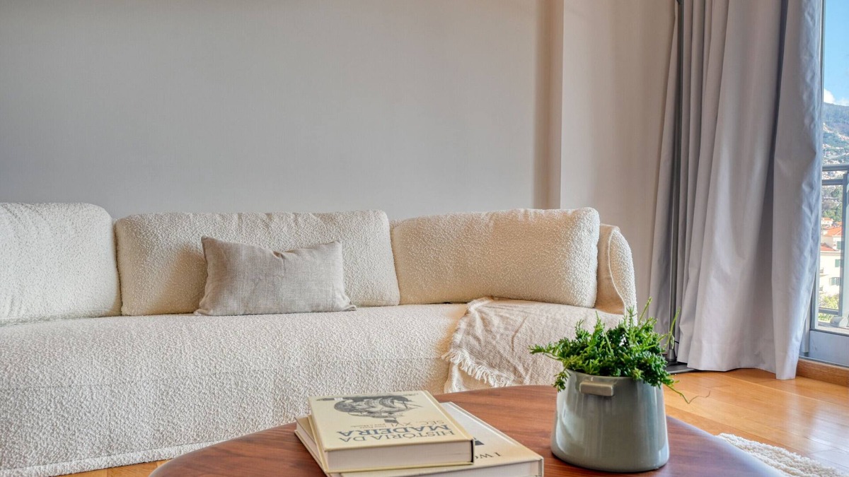 Sao Martinho Apartment | Funchal Atrium, a Home in Madeira