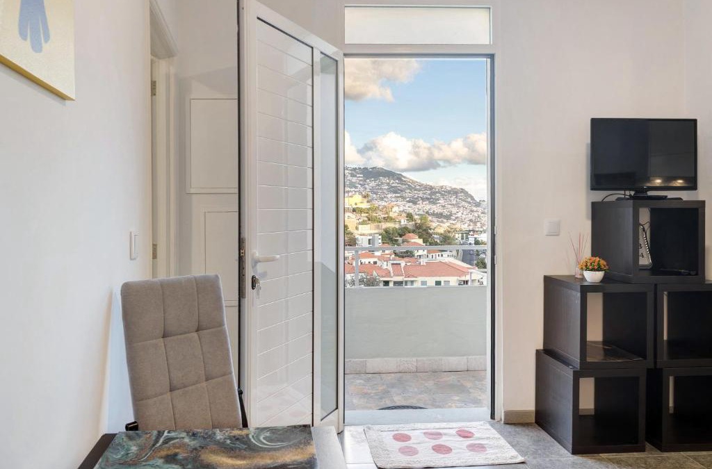 Sao Roque House | Funchal House