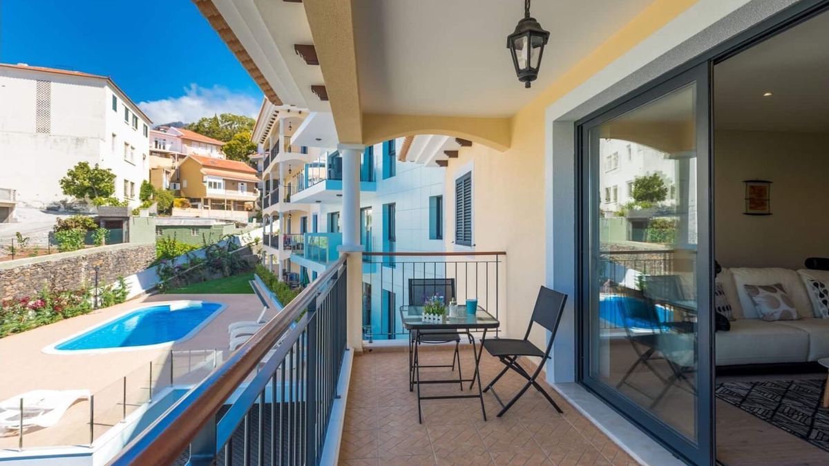 Santa Maria Maior Apartment | Funchal SilverWood Apartment by LovelyStay