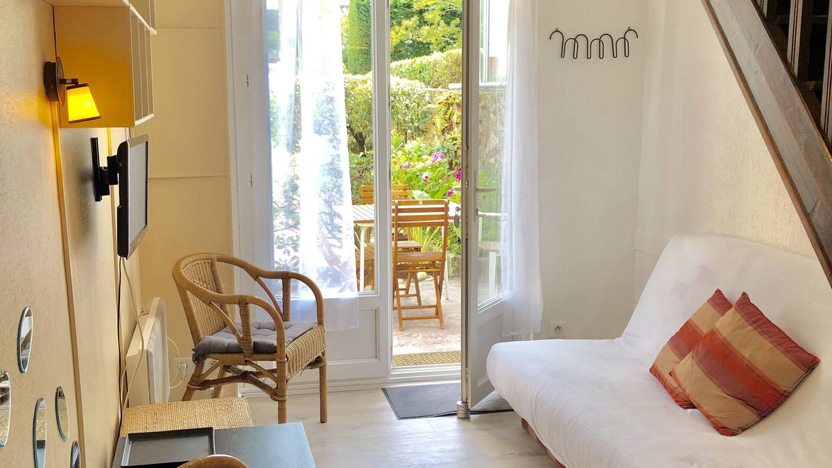 Biarritz Apartment | Functional apartment 5 minutes' walk from the beach.