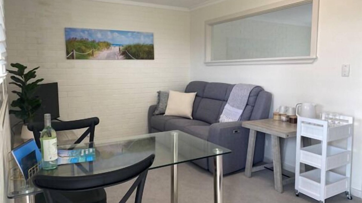 Mount Melville Apartment | Functional comfort awaits at your private space to explore Albany