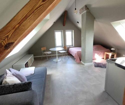 Rosenow Apartment | Funke9 Polaris