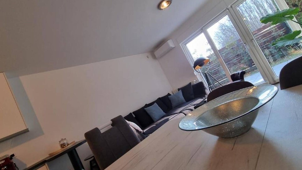 Zagreb House | Funktastic Townhomes w/2BA, Green Patio & 70' TV