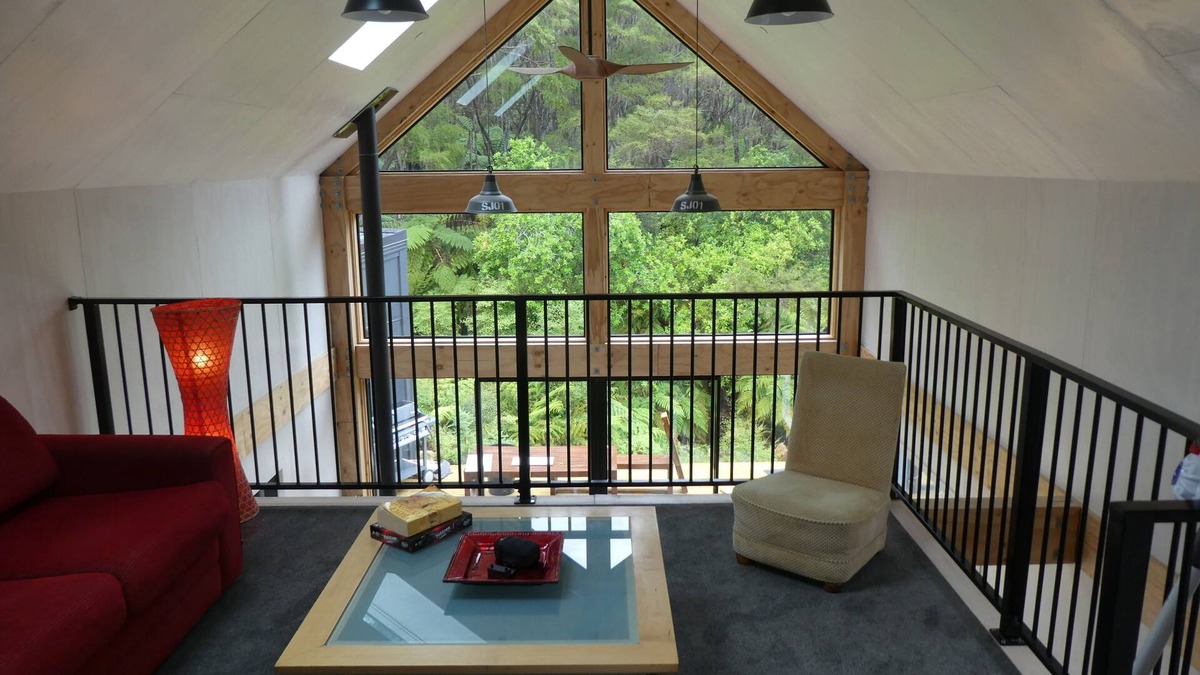 Saint Omer House | Funky Lodge - Kahuroa House
