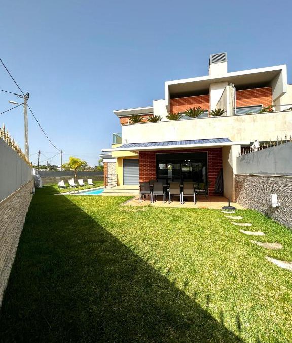 Mosqueira Villa | Funtastic Villa With Pool