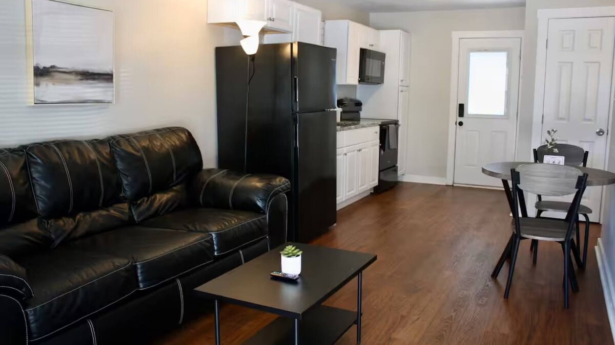Huntsville Apartment | Furnished 1 Bedroom Apartment Near Redstone