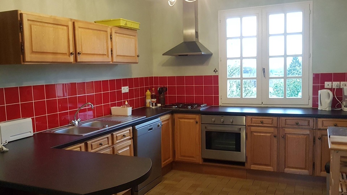 Bagnoles-de-l'Orne Apartment | Furnished apartment in comfortable single-family house with mature garden