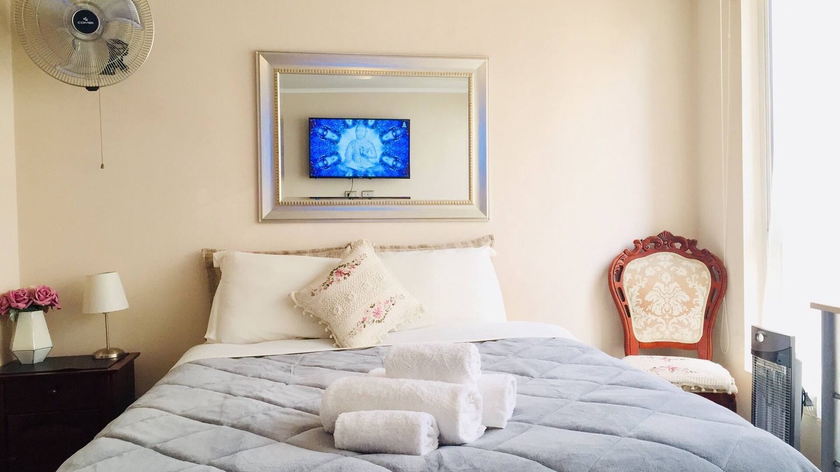Downtown Santiago Apartment | Furnished in Centro Históric o, Metro Santa Lucía, near Bellas Artes, Lastarria