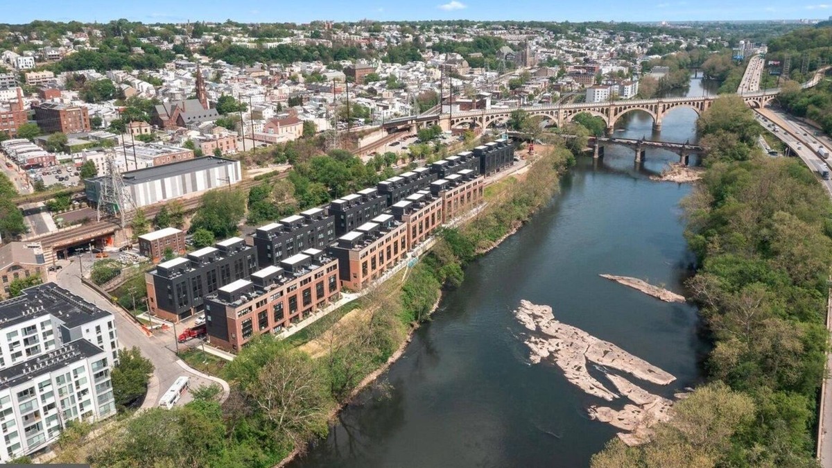 Manayunk House | Furnished Manayunk Near Mainline l Minimum 6 month lease
