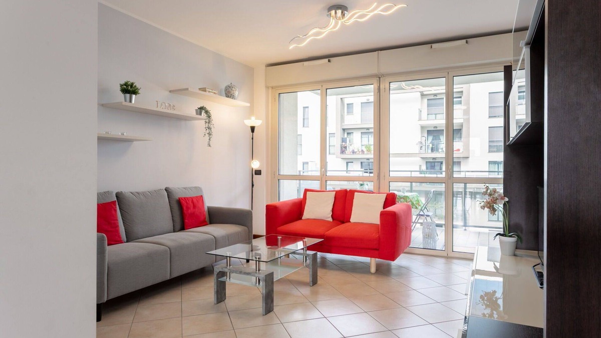 Milan Apartment | Futurismo, Large 2 Br Apartment Near Trapezio Park By Halldis