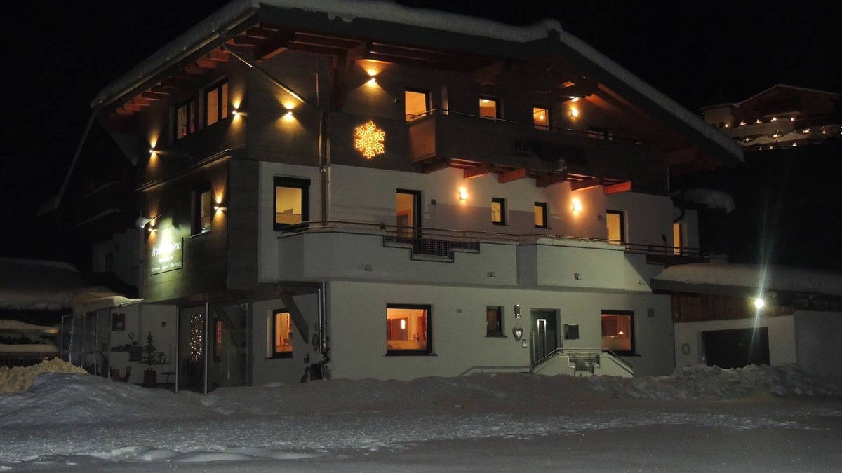 Sankt Anton am Arlberg House | Gästehaus Alpina