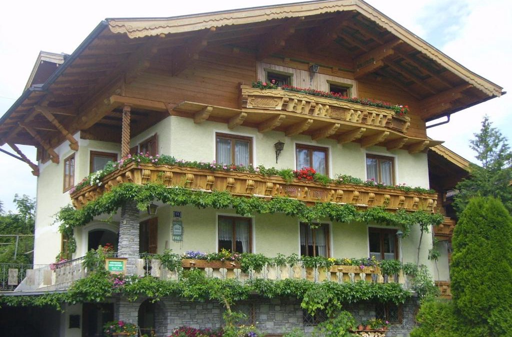 Faistenau Bed & Breakfast | Gästehaus Rosa Leitgeb