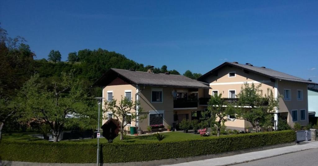 Maria Woerth House | Gästehaus Rosl